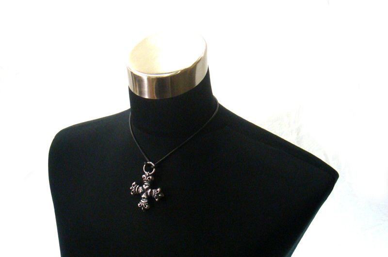  Half 4Heart Crown Short Cross Pendant[P-99] / lethrter Necklace (44cm)