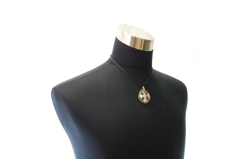 Reised Cross Chiseled Blob Pendant[P-149]  / lethrter Necklace (46cm)
