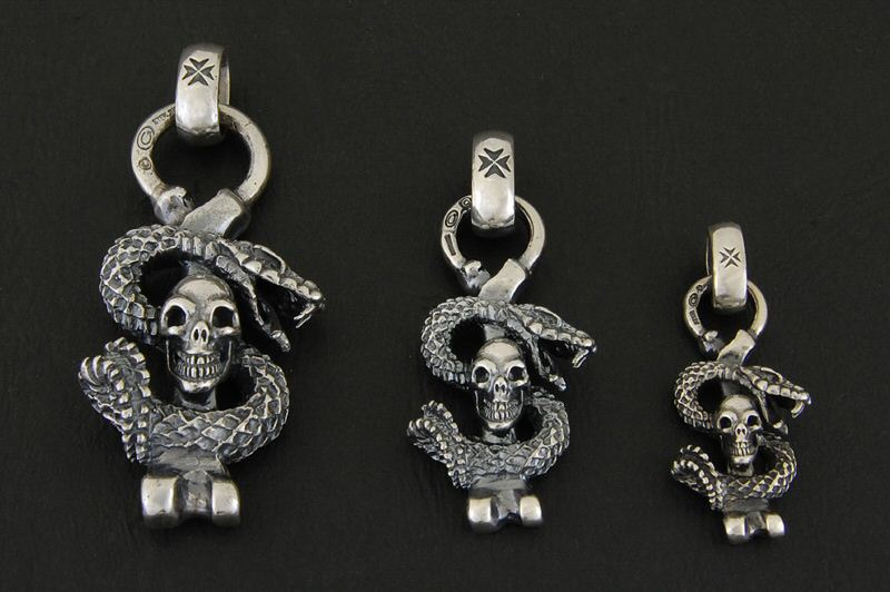 SkullOn Snake With H.W.O Pendant / Half SkullOn Snake With H.W.O Pendant / Quarter SkullOn Snake With H.W.O Pendant