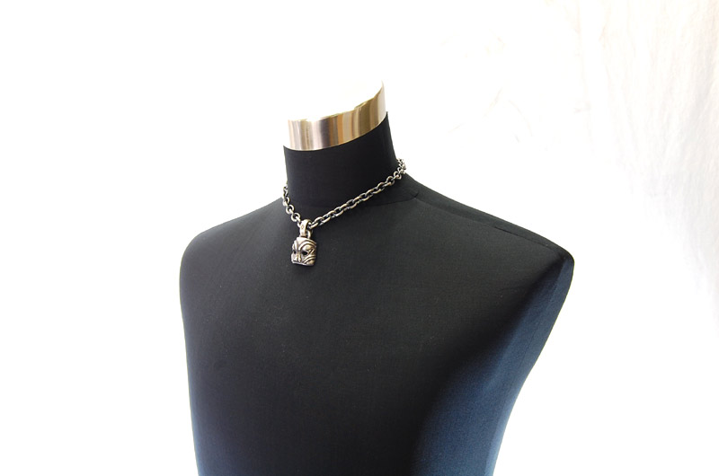 Mask Pendant (Maltese Cross Stamp)[P-45] / Three-fifth Chain Necklace[N-72] (43cm)